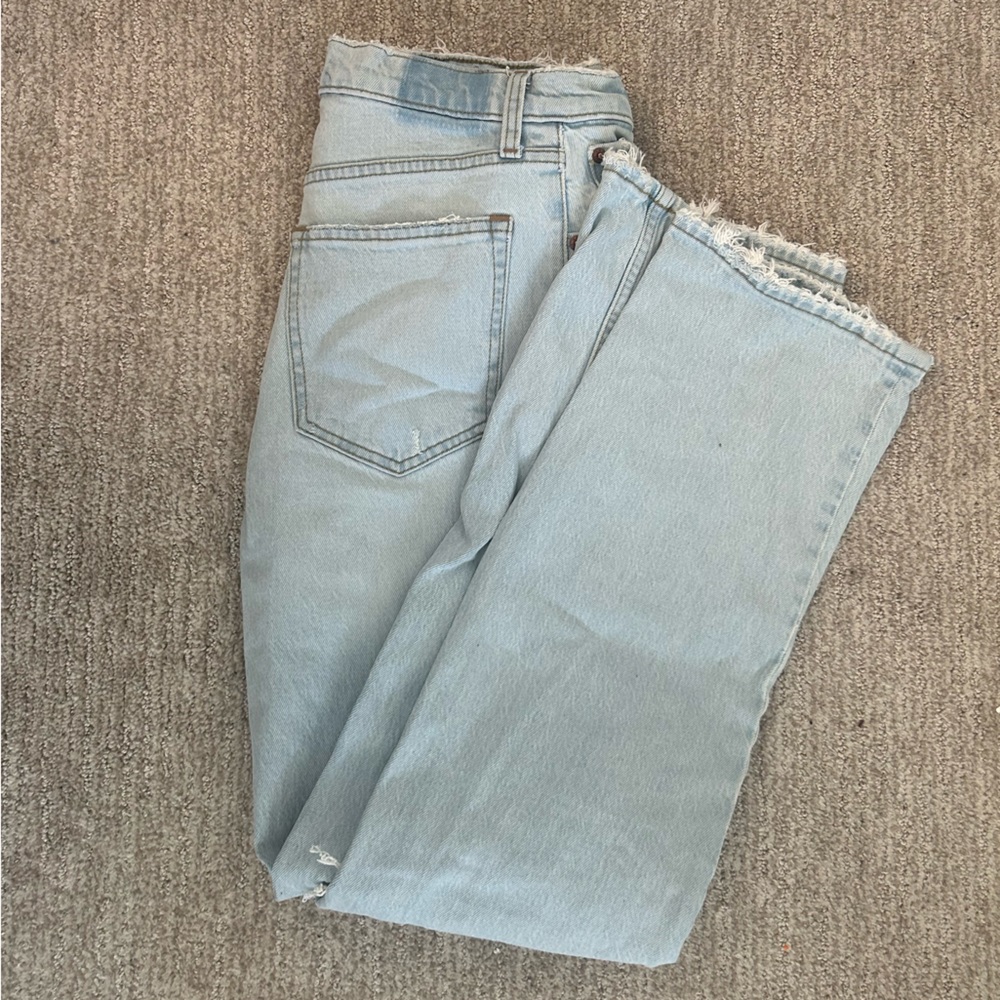Abercrombie & Fitch ‘90s Straight Ultra High Rise Jeans